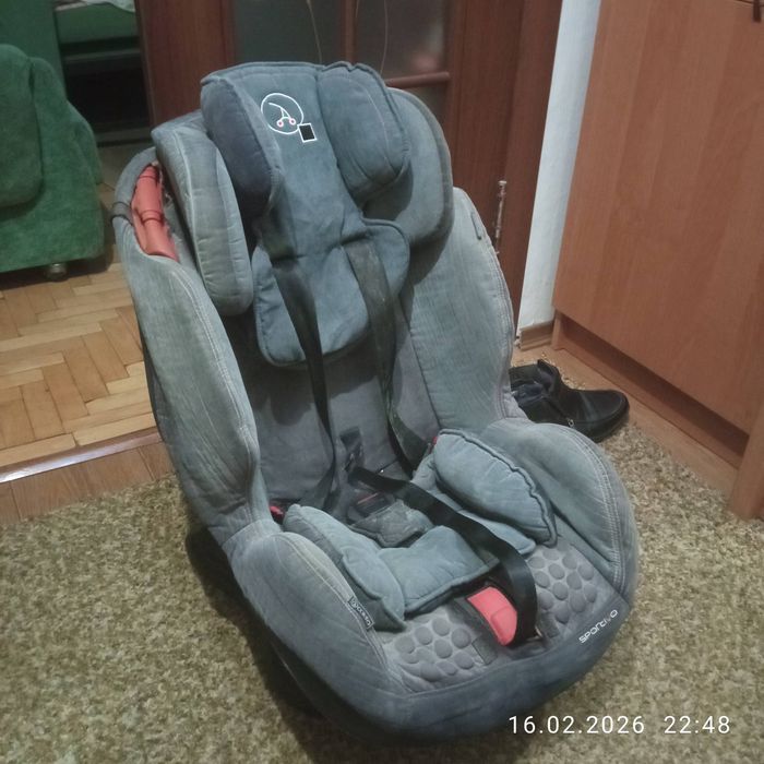 Продається автокрісло