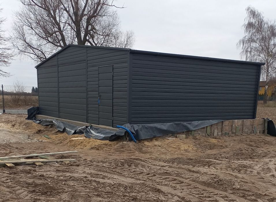 Nowoczesny garaż Magazyn blaszany na wymiar  9 × 6 dach dwuspadowy Ant