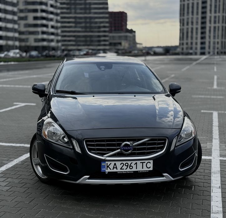 Volvo S60 2011 / 2,5T