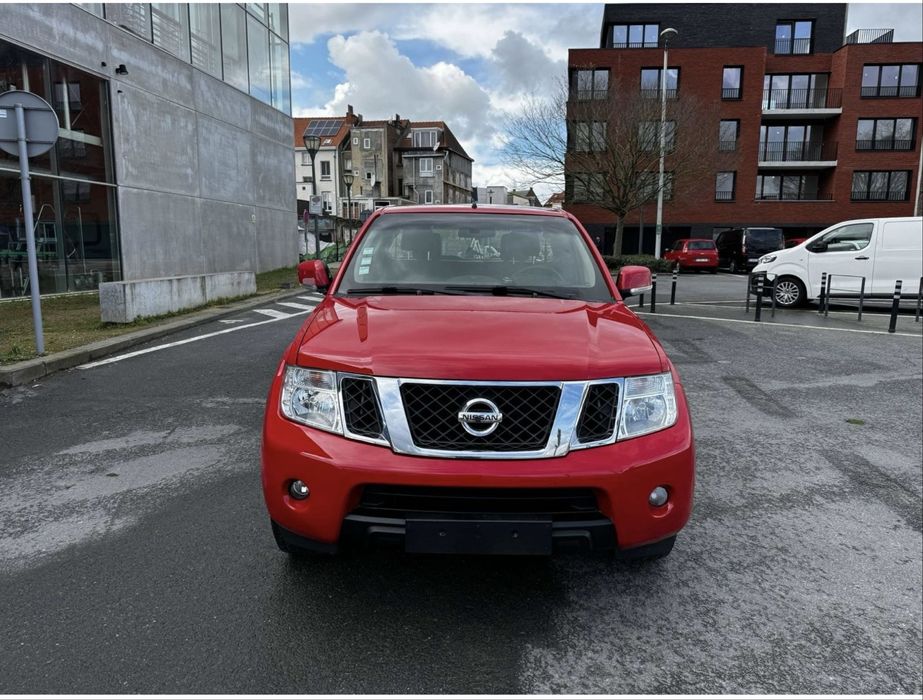 Nissan Navara 2.3 dci 190 CV king cab