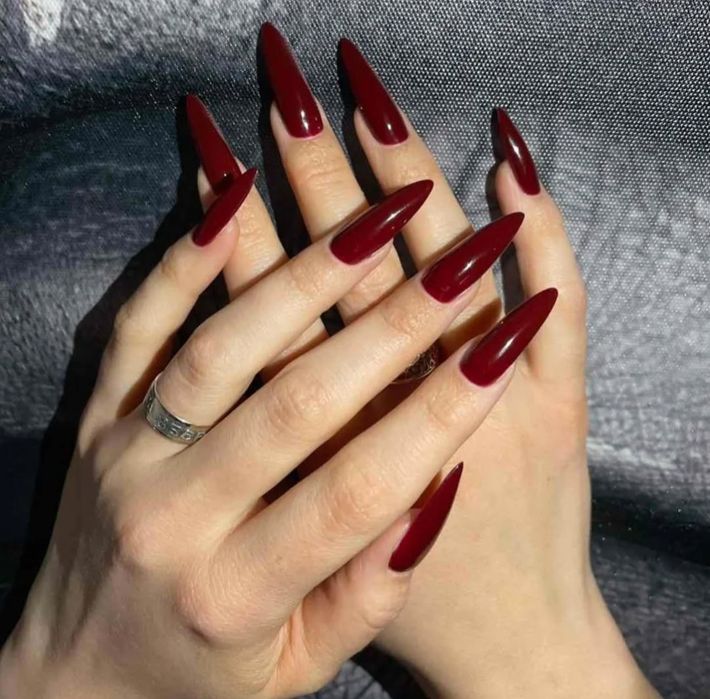 Манікюр. ЖК Софія