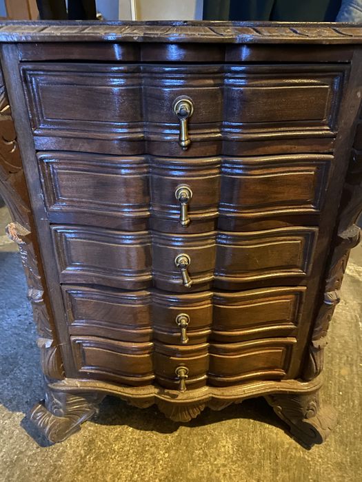 Cómoda mesa de cabeceira camiseiro madeira maciça 66x34x55