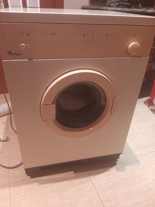 Vendo secador de roupa whirlpool
