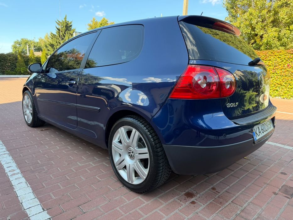 Volkswagen Golf 2008 рік