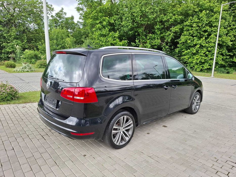 VW SHARAN II 2.0 TDI DSG automat ŁOPATKI PANORAMA BIKSENON kamera nawi skóra alufelgi sprowadzony z Niemiec piękny stan