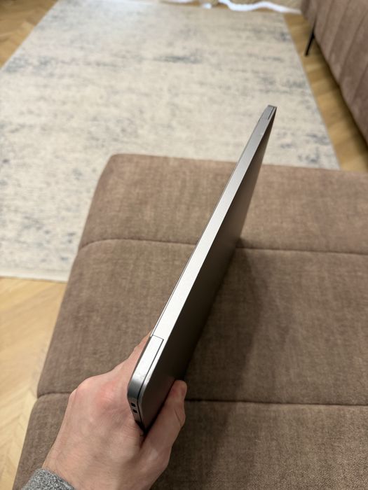 MacBook Air 13 2020 i5 /8 GB /512 Gb 93% АКБ!