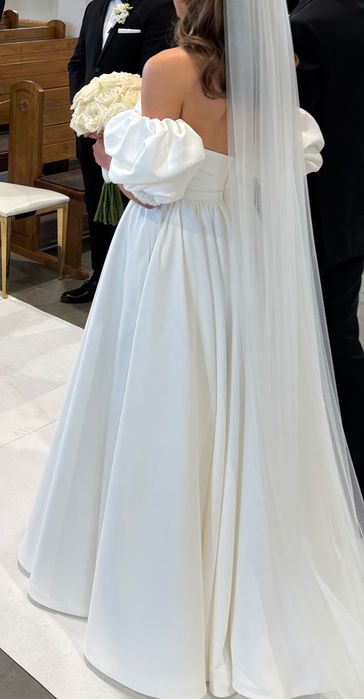 Suknia ślubna satynowa