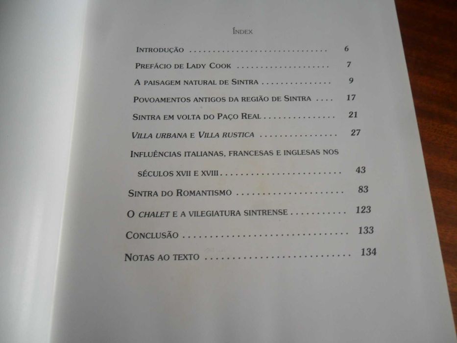 "Sintra -A Paisagem e suas Quintas" de José C. da Silva e G. Luckhurst