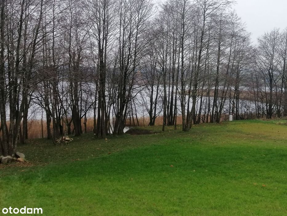Działka budowlana  nad jeziorem - More