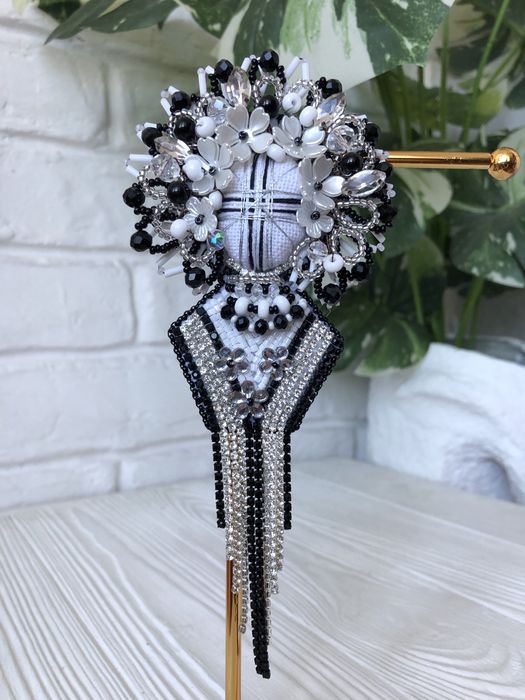 Брошки- Берегині ручної роботи