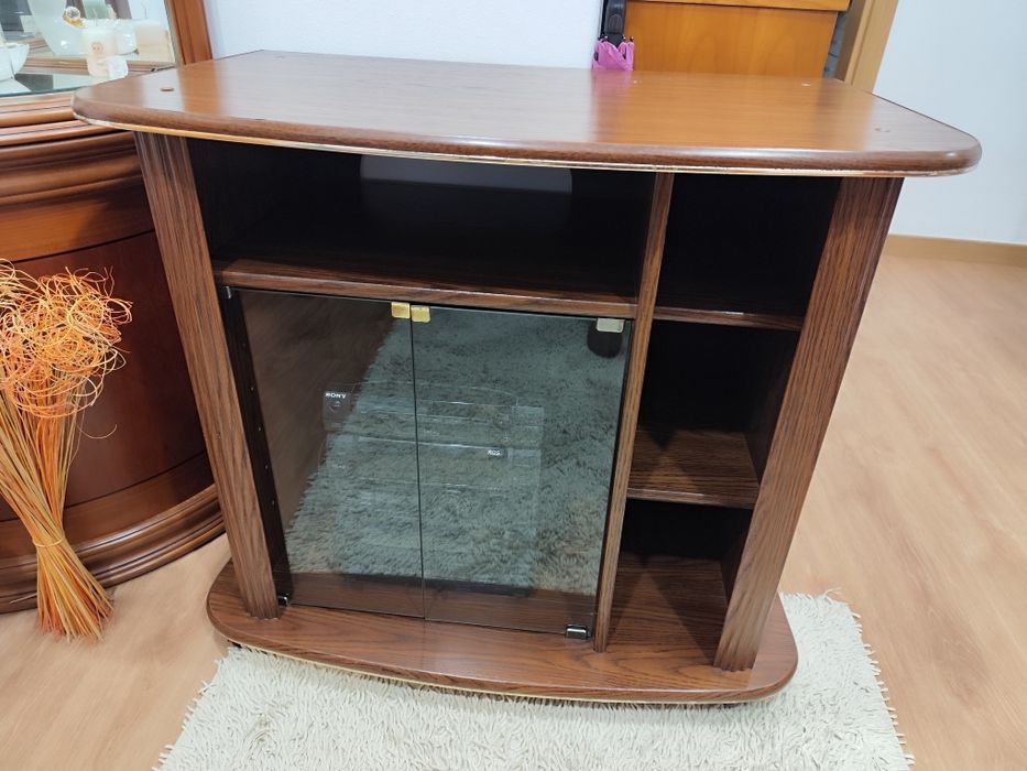 Móvel de televisão