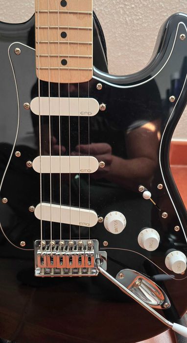 Squier Sonic Strat (Gilmour Inspired)