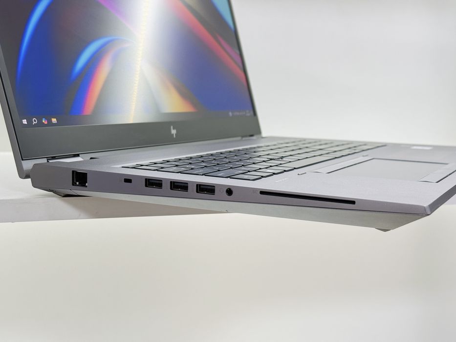 Інженерний HP ZBook Fury 17.3" G7 | NVIDIA 4Gb | i7-10850H | 16Gb RAM 512Gb SSD