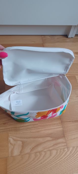 Kosmetyczka Yves Rocher Nowa z metka
