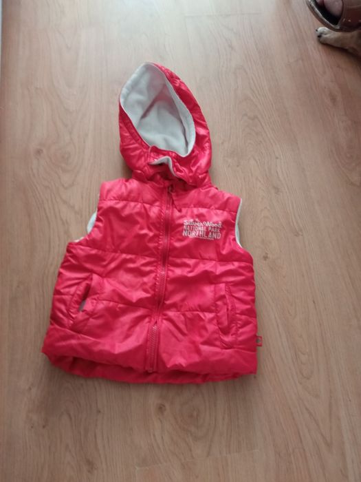 Kamizelka dla chłopca na 86 cm.    B1