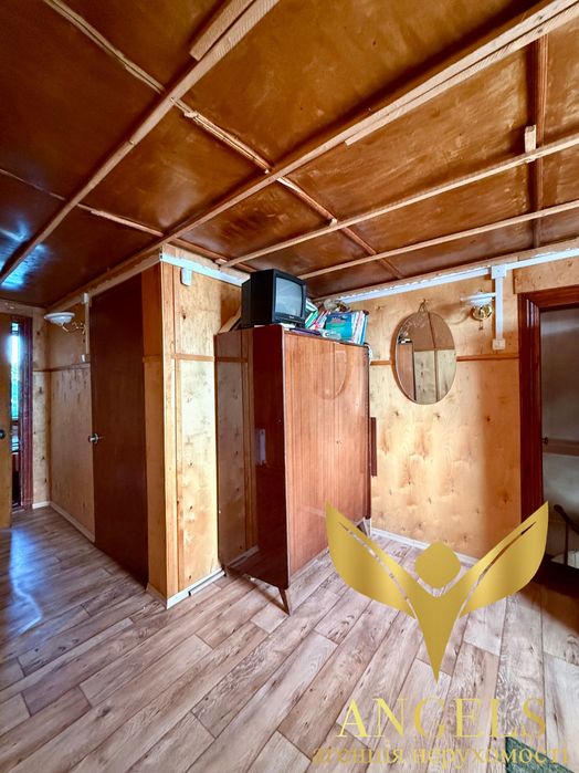 Продаж укомплектованого 2-поверхового заміського будинку  в 5 хв від м. Кропивницький: власний став, сауна та колиба