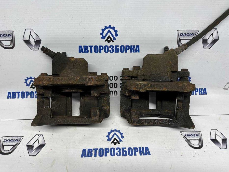 Суппорт передний DACIA LOGAN SANDERO 2004-2012
