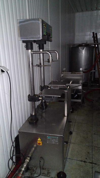 Conjunto Enchedora de Azeite IFAMENSA + Depósito inox