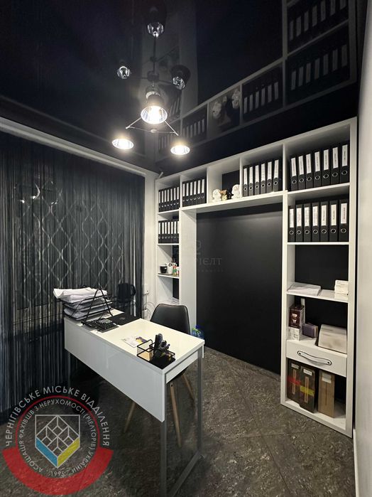 RLT V01 Оренда комерційного фасадного приміщення пр. Перемоги, Центр