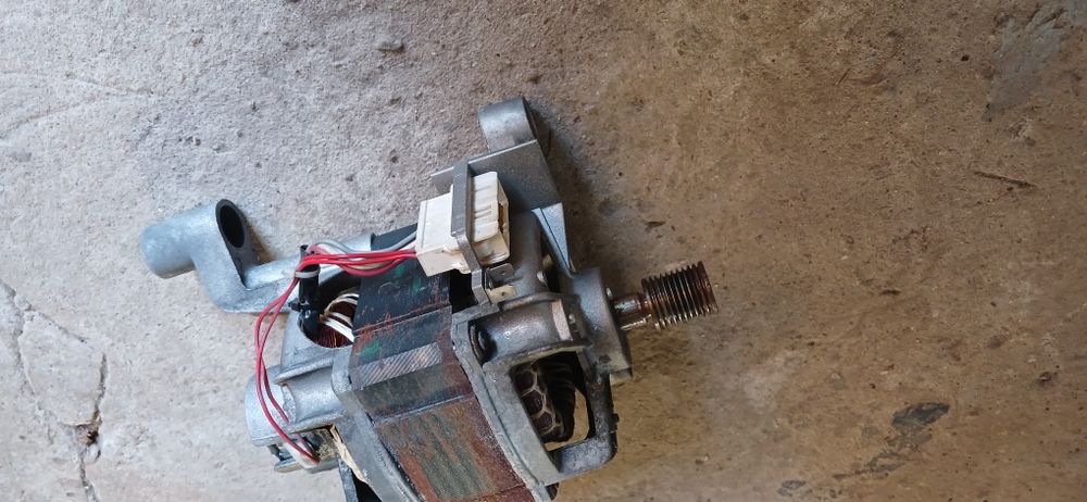 Продам мотор Ariston,  инвертор.