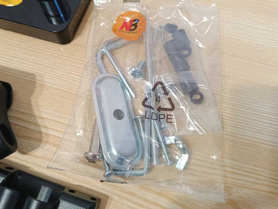 Крепление кронштейн для монитора North Bayou NB G45 27-40 3-12кг