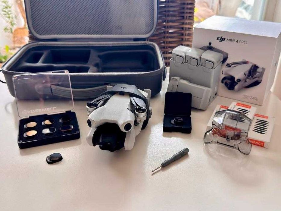 DJI Mini 4 Pro Mega Bundle,Gwarancja