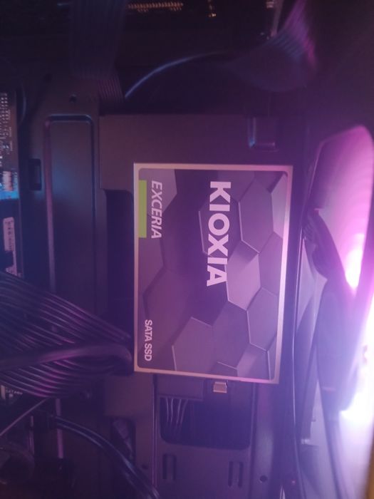 Vendo PC  Asus Antec ellite com leds novo , ler discrição