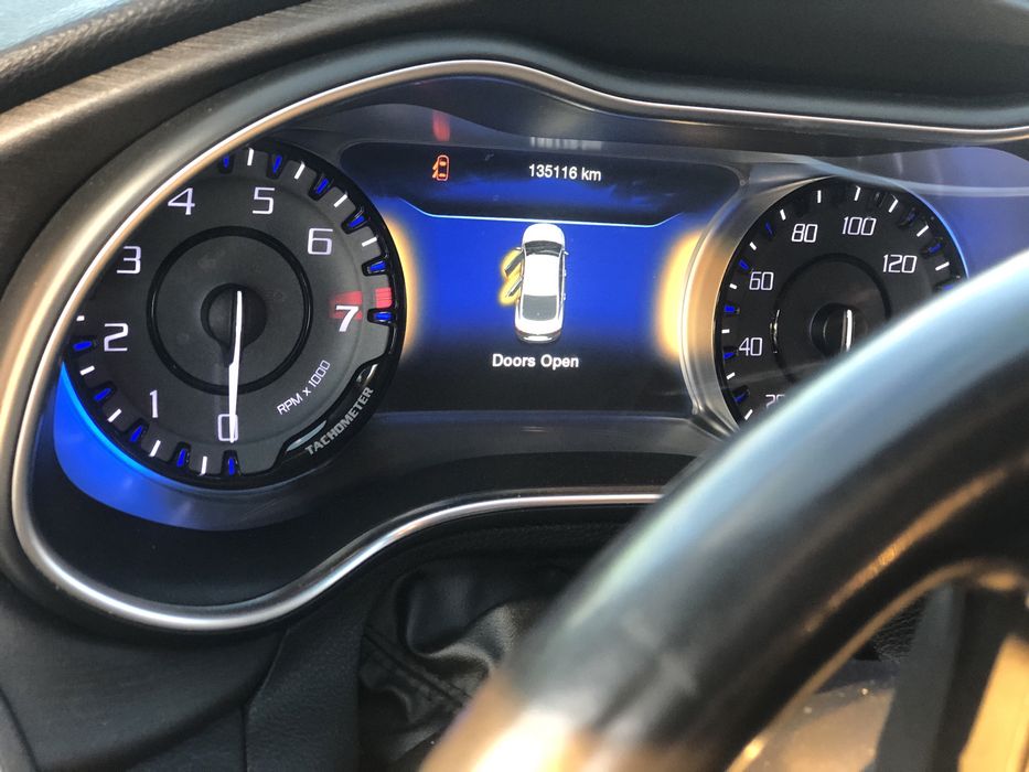 Chrysler 200 хамеліон синій