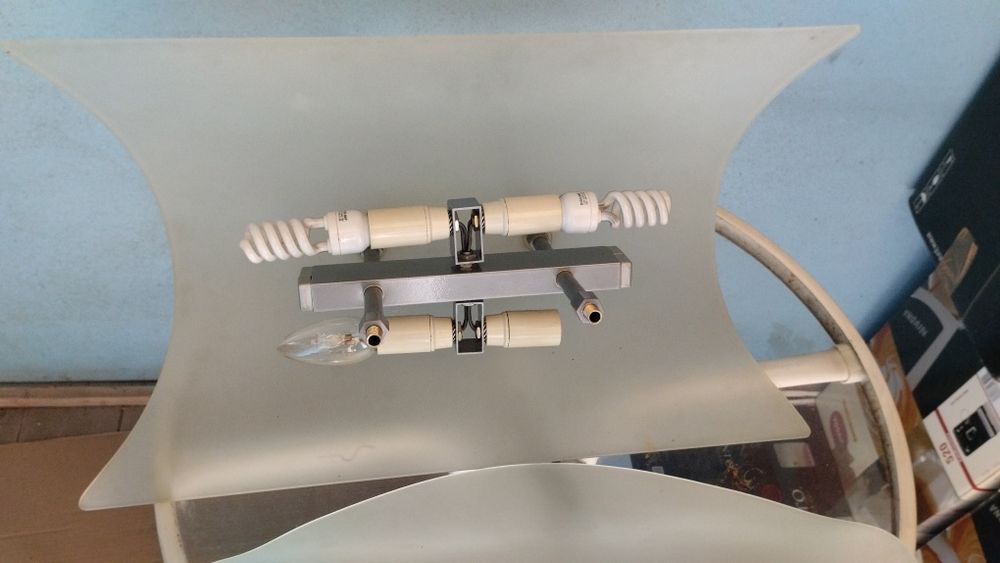 Candeeiros de tecto para sala usados