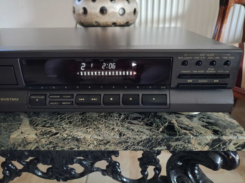 Odtwarzacz CD Technics SL-PG360A
