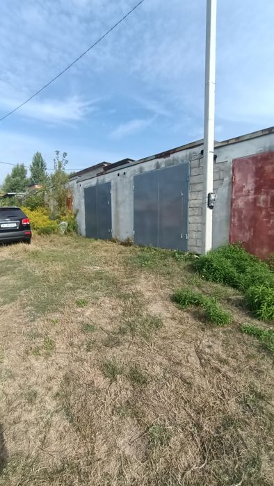 Два гаражі на Сонячній Васильків