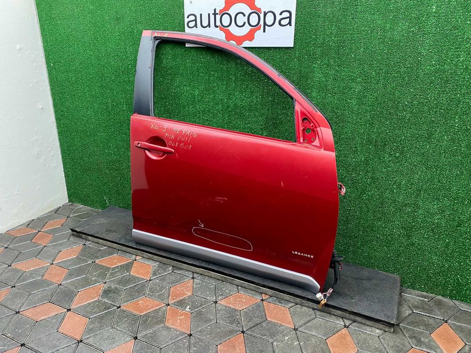 Дверка передня права Mitsubishi Outlander XL