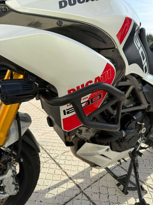 Moto Ducatti Multistrada 1200 S