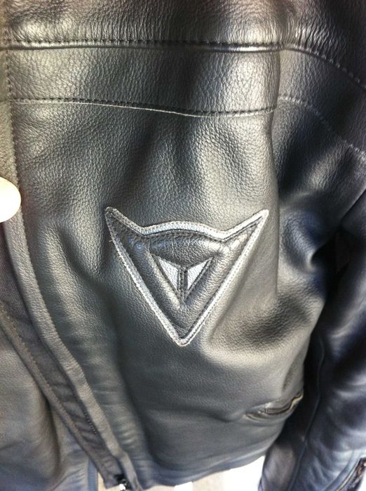 Casaco pele mulher Dainese Novo