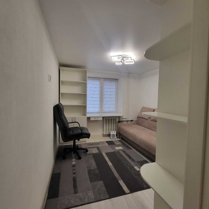 Продаю 3-к  ‼️Новые Дома,‼️ метро Дворец спорта, Коммунальный Рынок