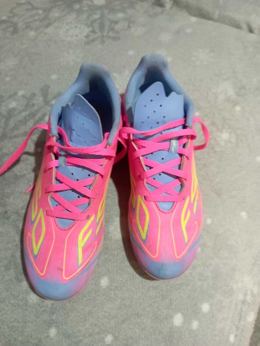 Buty piłkarskie korki Adidas F50 roz 37