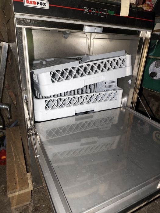 Zmywarka gastronomiczna REDFOX QQI 52T – 400 V, 5,4 kW