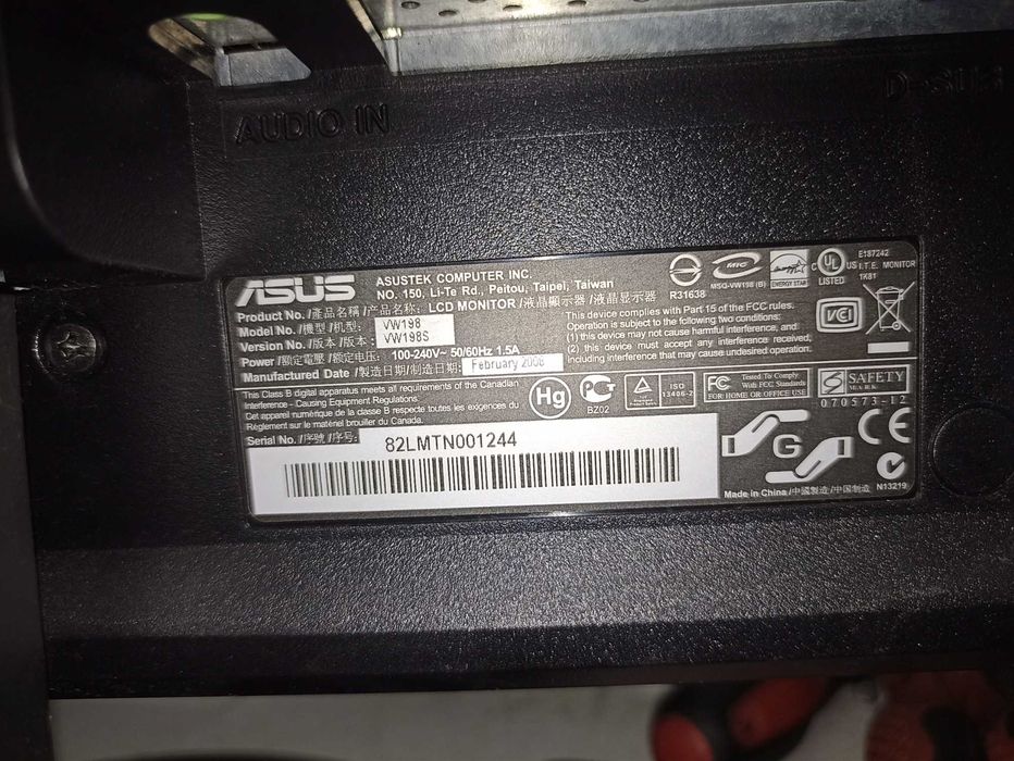 Monitor ASUS 19"