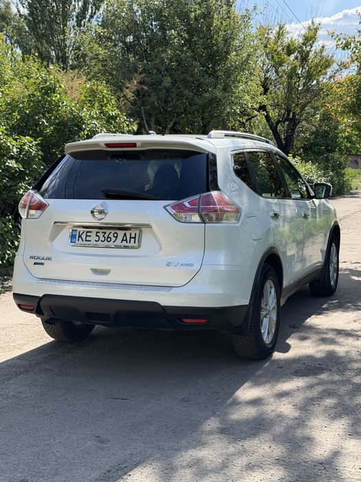 Продам Nissan Rogue 2016