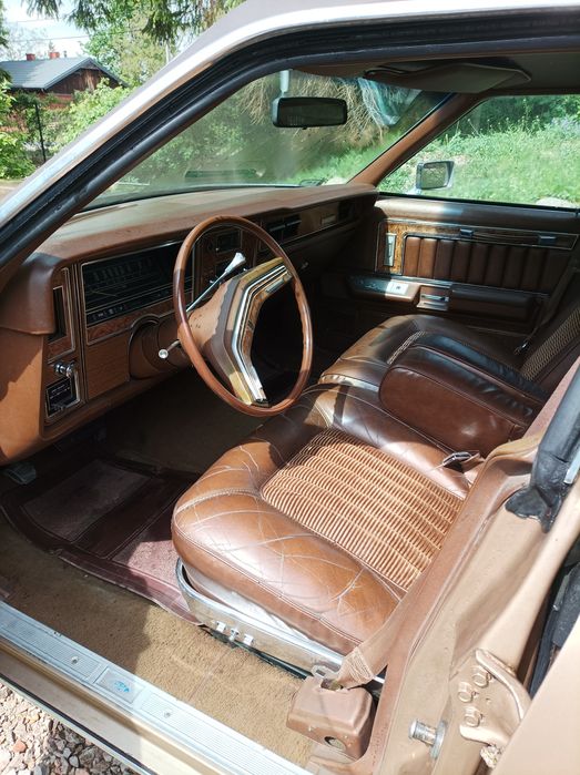 Mercury Grand Marquis, uszkodzony