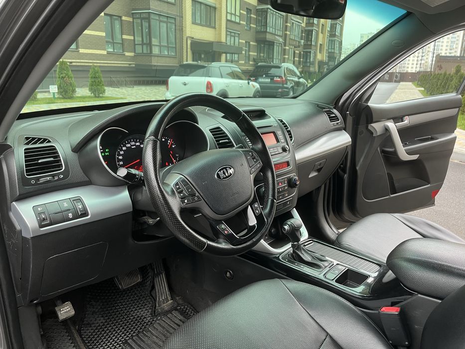 Продам доглянутий сімейний автомобіль. КІА SORENTO