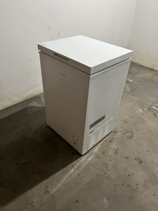 Arca Congeladora Electronia 100L HS-131CN