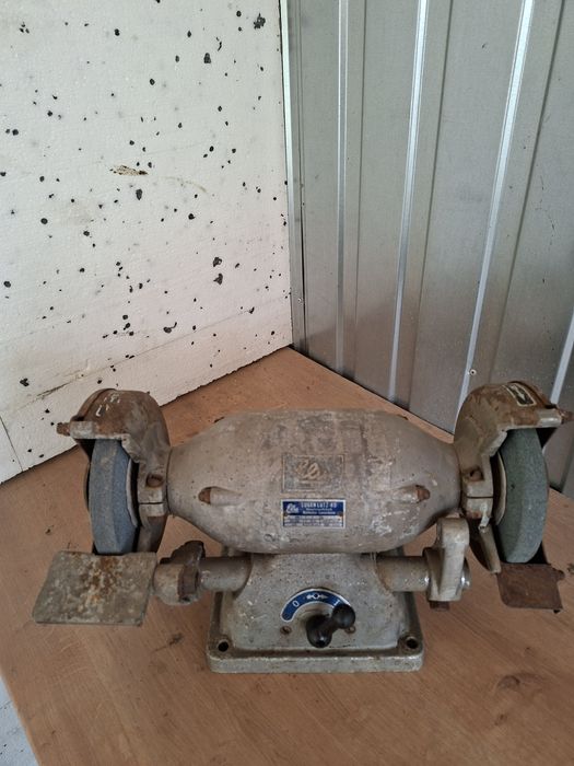 Szlifierka stołowa 600v 2800 stara 220/380