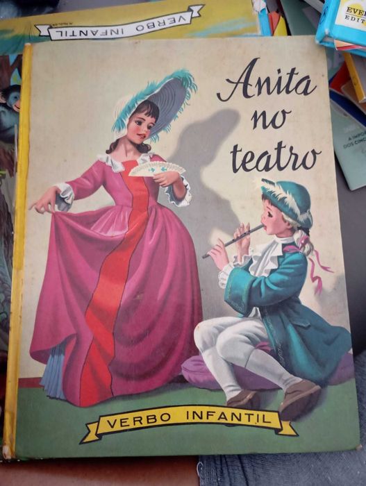 Livros e coleções antigas