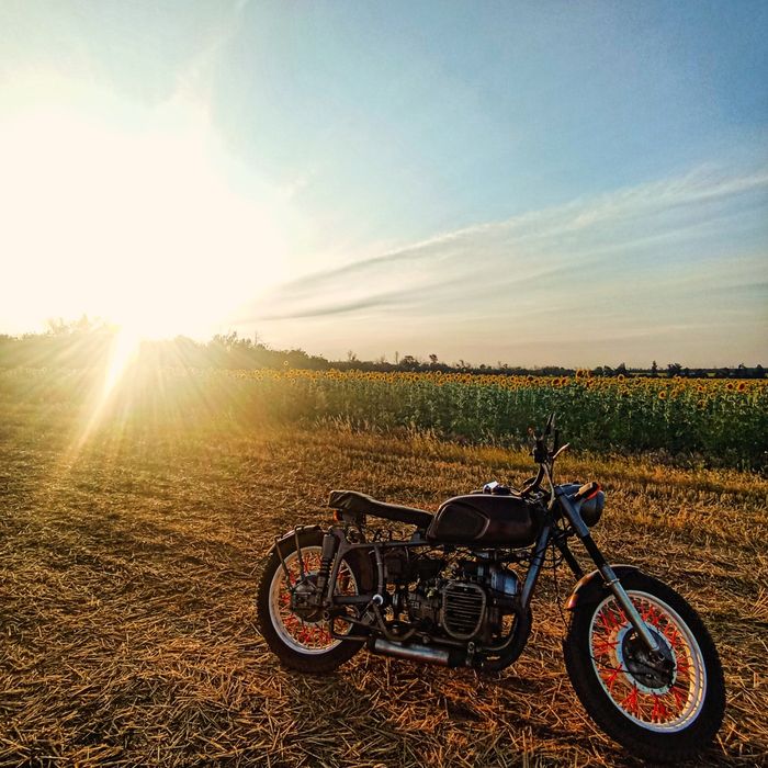 Продам мотоцикл МТ-10