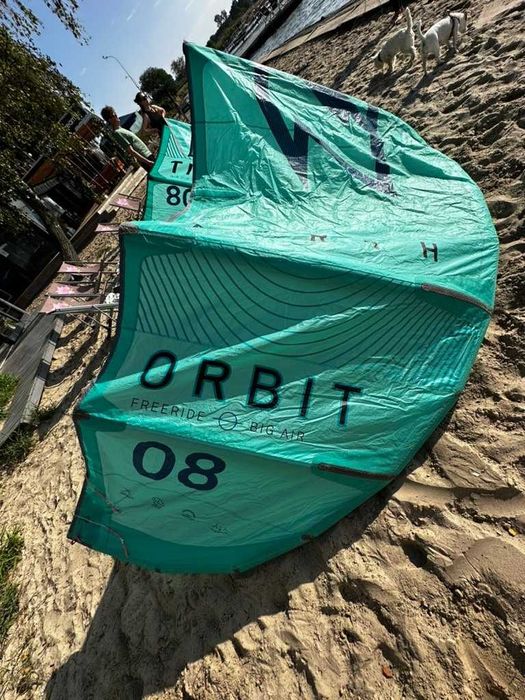 North Orbit 8m, 2020