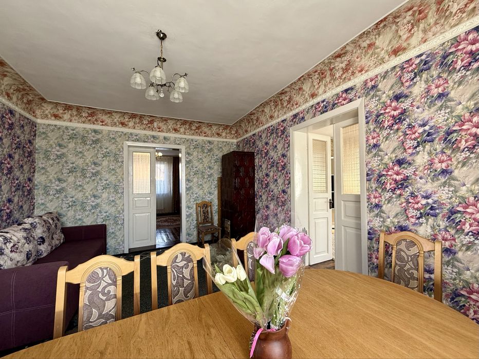 Продам житловий будинок з ділянкою в Драгомирчанах , 5хв до міста!