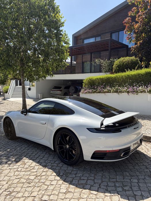 Porsche carrera 992