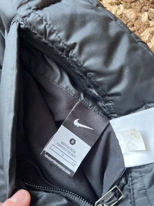 Продам куртку найк