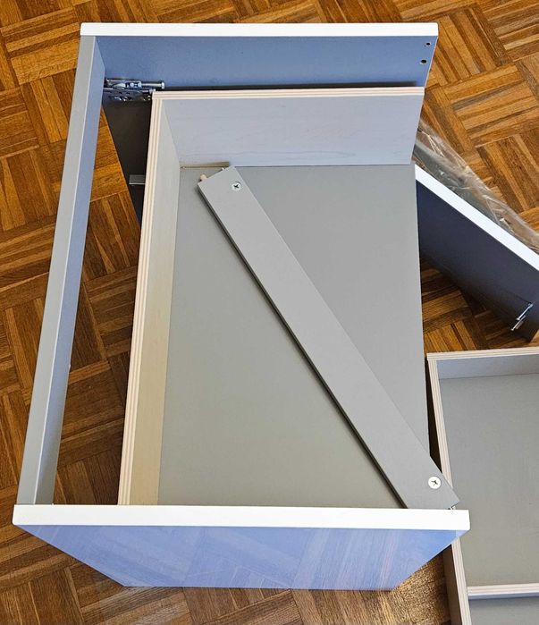 Szafka pod umywalkę GoodHome Imandra wisząca 60 cm biała